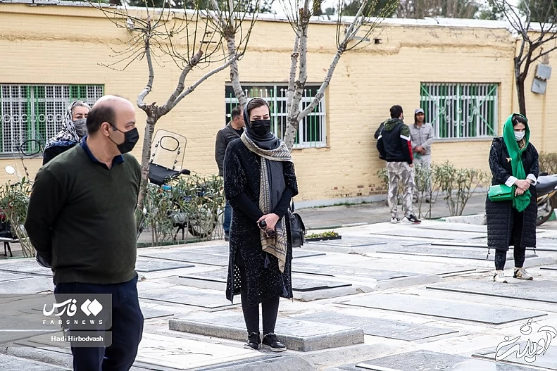 (تصاویر) خاکسپاری زهره فکور صبور